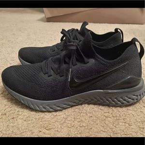 Nike Epic React Flyknit Sneaker - size 9 WORN ONCE